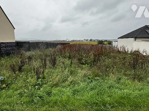 Terrain 961 m²