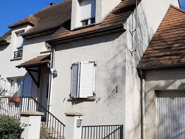 Maison 6 pièces 210 m²