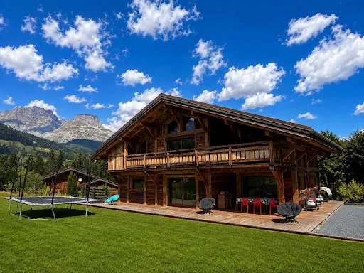 Chalet 6 pièces 300 m²