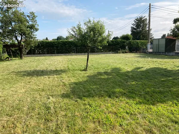 Terrain en construction libre de 980 m2
