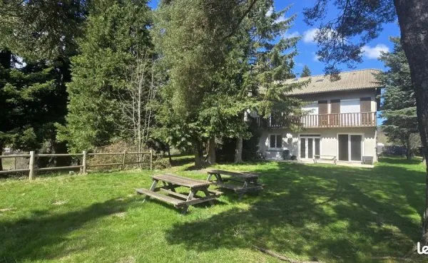 Maison 20 pièces 576 m²