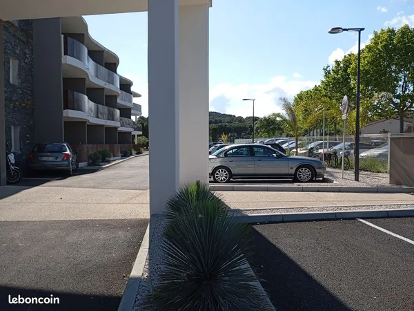 Location parking extérieur sécurisé Cap d'Agde