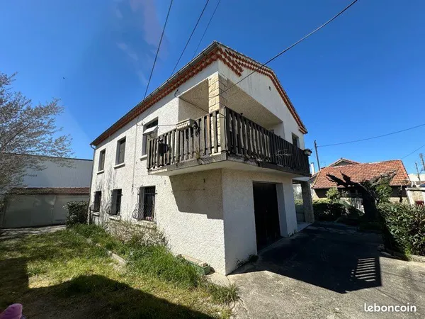 A Louer MAISON Villa - 2 chambres - Nîmes secteur Ville Active