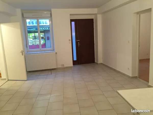 Appartement t2 52m² miribel centre