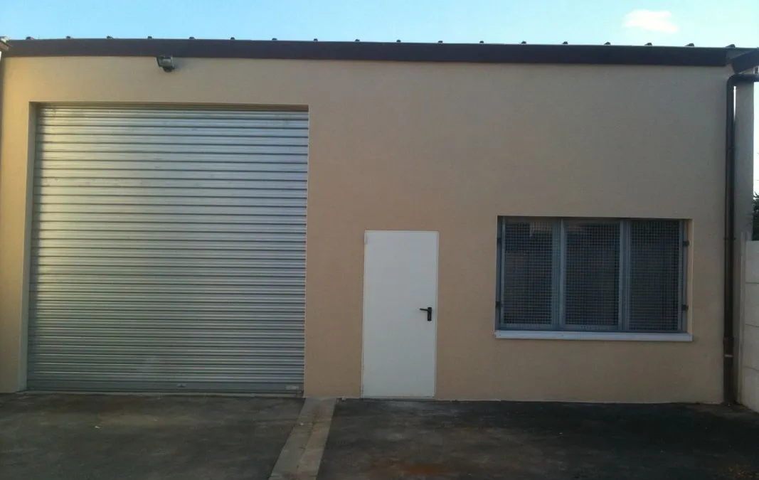 Photo 1