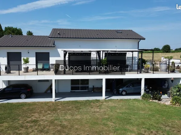 Villa 7 pièces 160 m²