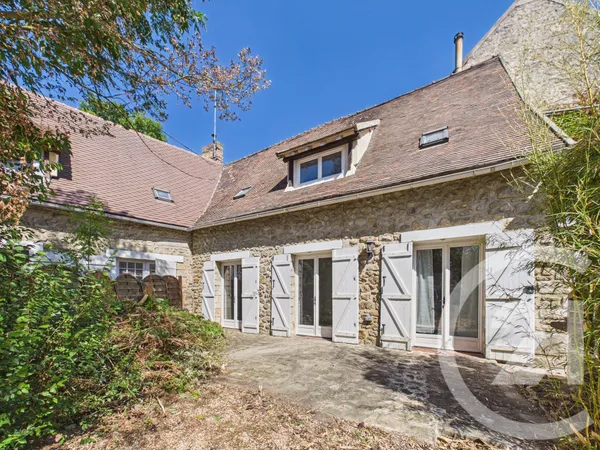 Maison 8 pièces 140 m²