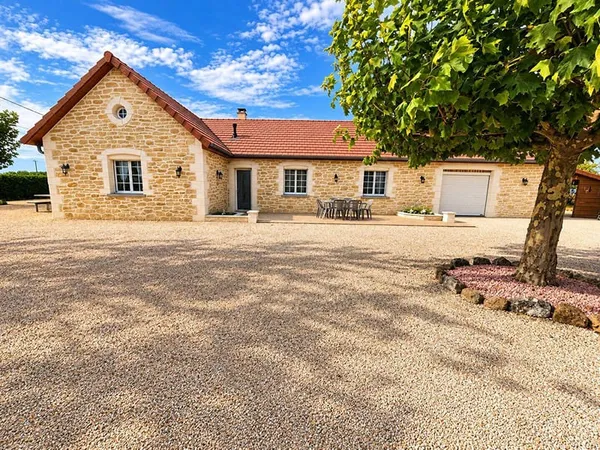 Maison 7 pièces 150 m²