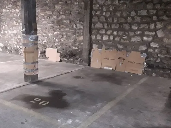 Place Parking à louer