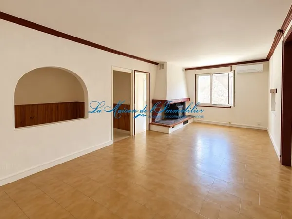 Proche centre ville Alès appartement de type F3 avec syndic