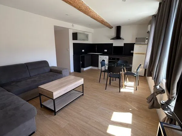 Appartement meublé, T3 55m2 + garage 50m2