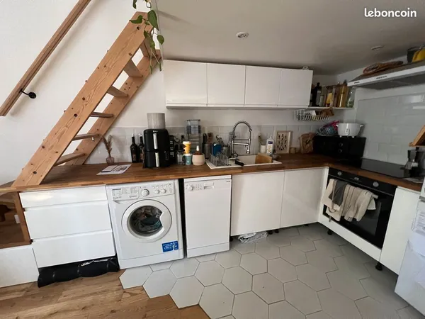 T2bis meublé ~40m2+13m2 mezzanine, quartier Louis Blanc Montpellier, 850 CC