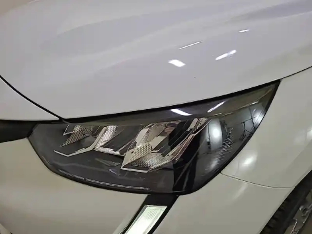 Peugeot 208 puretech 100 s&amp;s bvm6 — photo 16