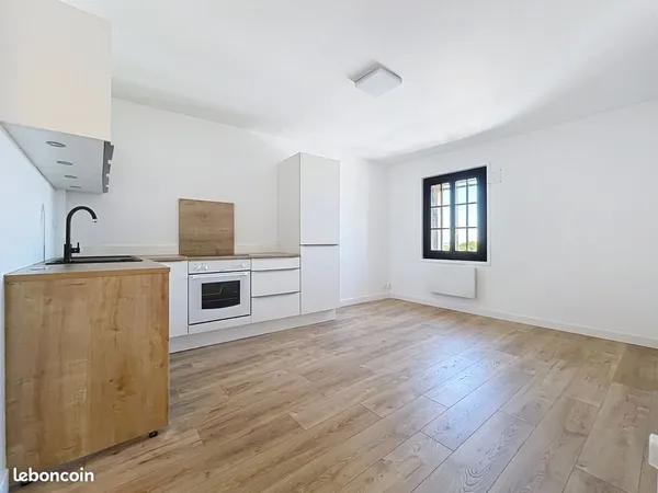 Port-la-Nouvelle - T2 31 m² rénové - Vue directe sur le port