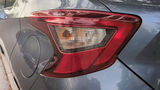 Nissan Micra 0.9 IG-T 90 - Bose Personal Edition – 2018 – 109234 km – Essence – Boîte Manuelle — photo 9