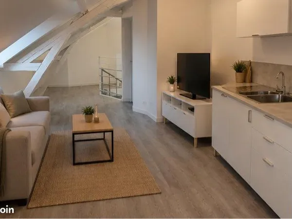 Petit T3 meublé