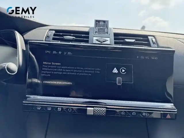 Ds Ds 7 ds7 crossback hybride e-tense 300 eat8 4x4 — photo 15