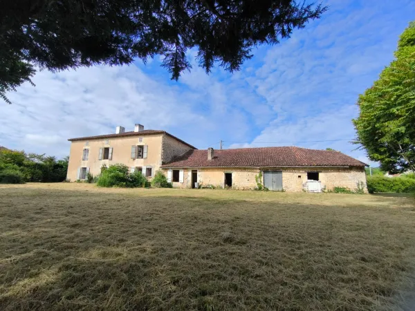 Maison 10 pièces 350 m²
