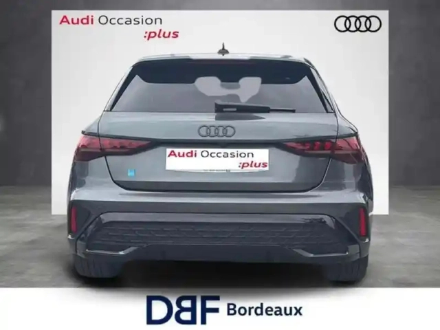 Audi A3 tfsi e hybride rechargeable 204 s tronic 6 s line — photo 4