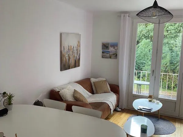Location T3 meublé Proce - 52m2