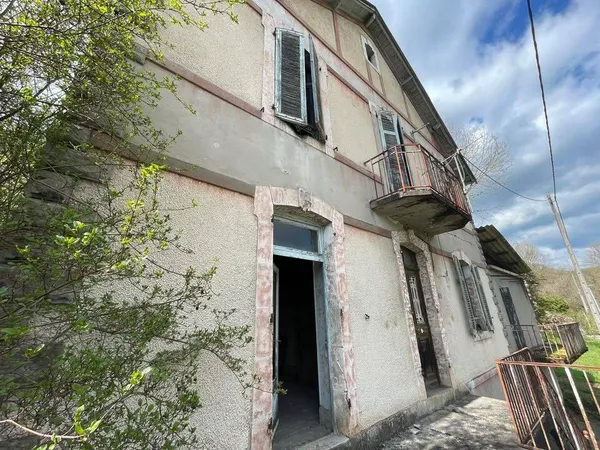 Maison 9 pièces 180 m²
