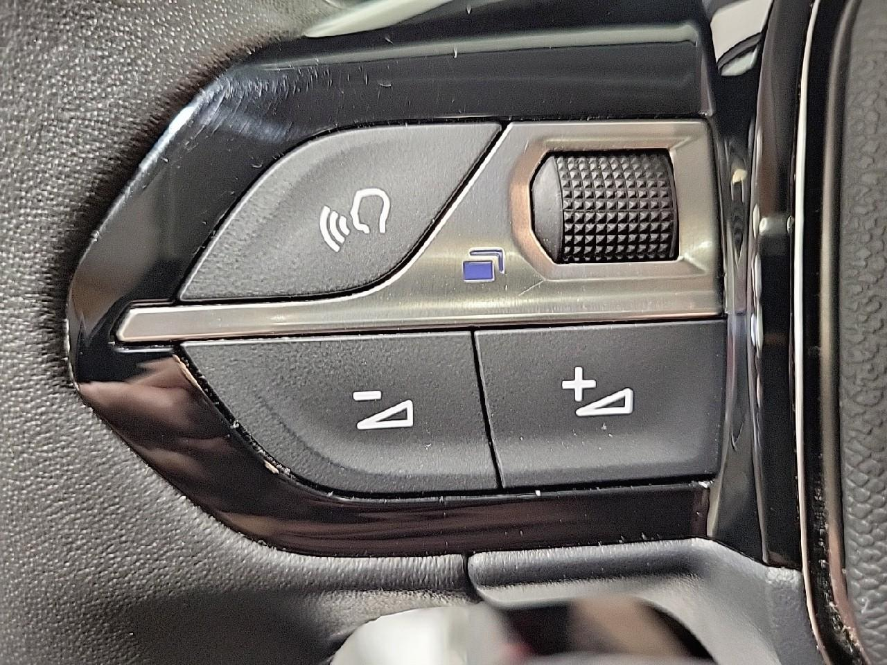 Peugeot 208 puretech 75 s&s bvm5 style — photo 18