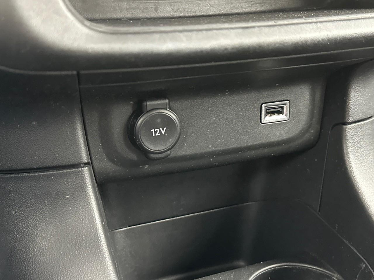 Citroën C3 societe pure tech 83 s&s bvm feel nav — photo 27