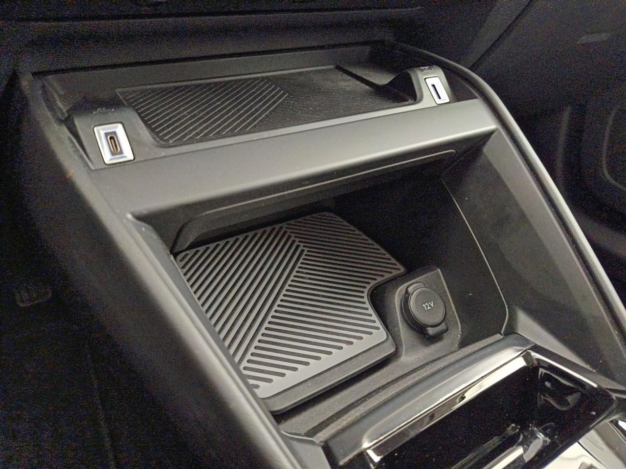 Citroën C4 puretech 130 s&s eat8 feel pack — photo 28