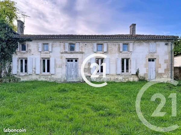 Maison 6 pièces 243 m²