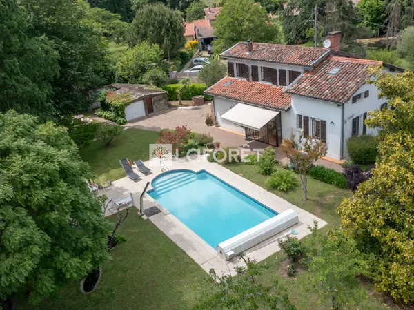 Maison 9 pièces 175 m²