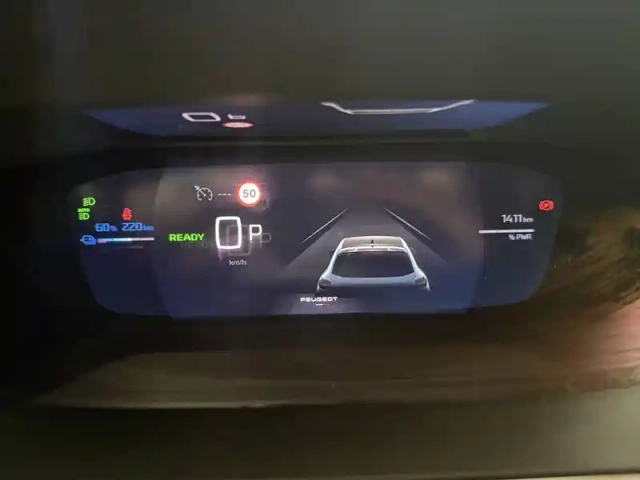 Peugeot 208 electrique 156ch 54 kwh — photo 20