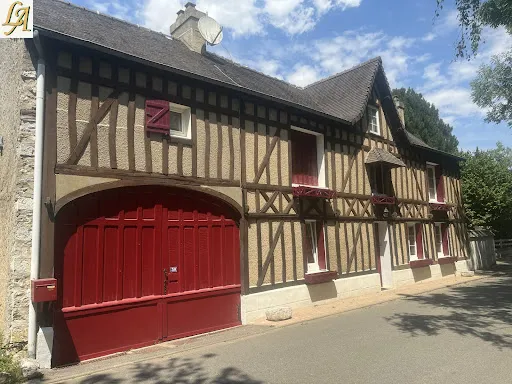 Maison 7 pièces 271 m²