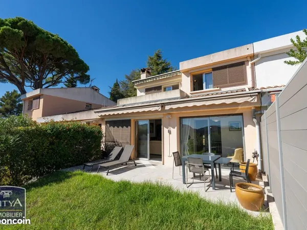 Maison 5 pièces 140 m²