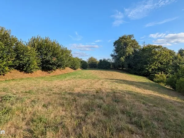 Terrain 1428 m² Ergué-Gabéric