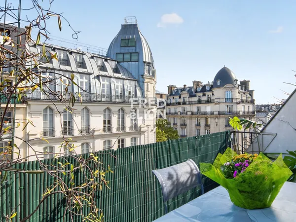 Vends appartement 2 pièces - 48,7m2 - terrasse - Paris 12