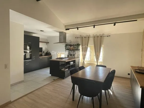Appartement 4 pièces 105 m²