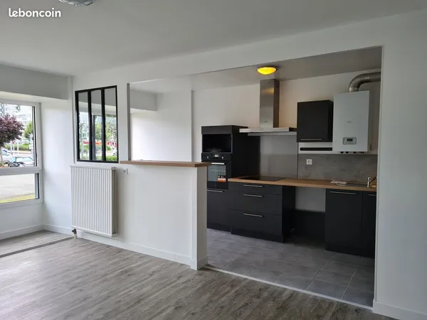 Appartement T1bis à Louer 85 LRSY