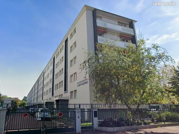 Appartement 2 pièces avec balcon à Rueil-Malmaison