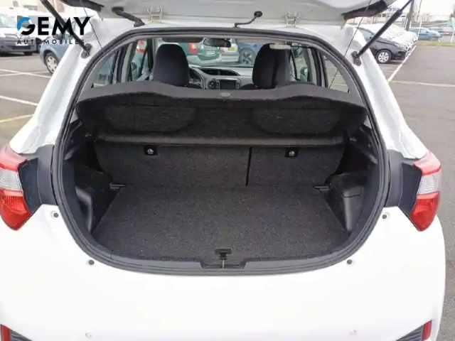 Toyota Yaris hybride pro 100h — photo 21