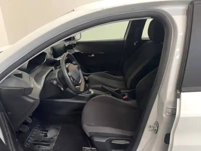 Peugeot 208 puretech 75 s&amp;s bvm5 — photo 9