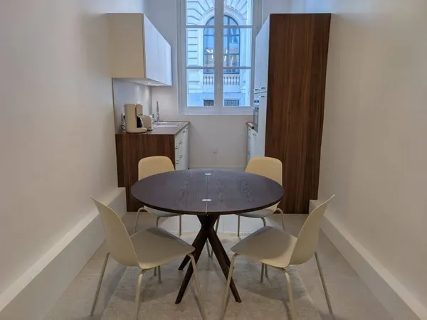 Studio 1 pièce 27 m²