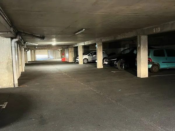 Loue parking
