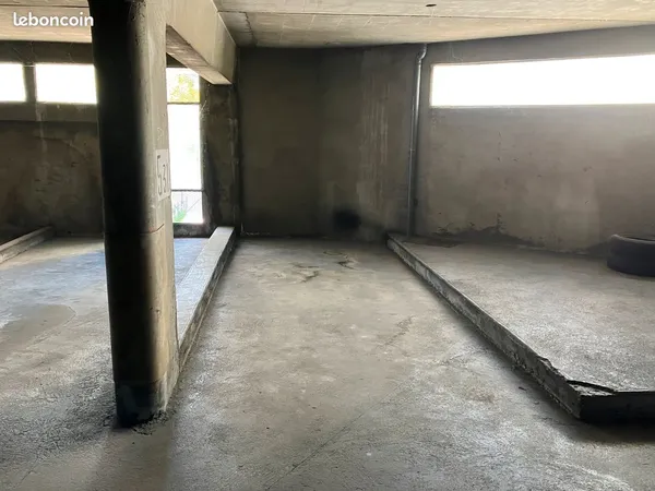 A louer Parking les Salins Regensburg