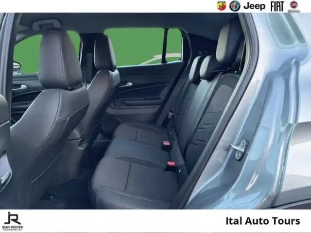 Jeep Avenger 1.2 turbo t3 100ch altitude — photo 10