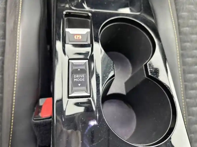 Peugeot 2008 puretech 130 s&amp;s eat8 — photo 18