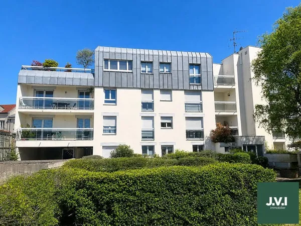 Appartement 5 pièces 104 m²