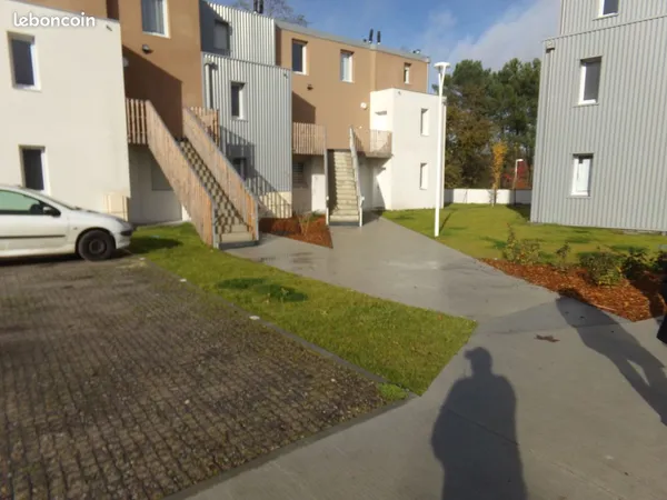 Appartement T3 en duplex à Parempuyre libre 01 novembre 2026