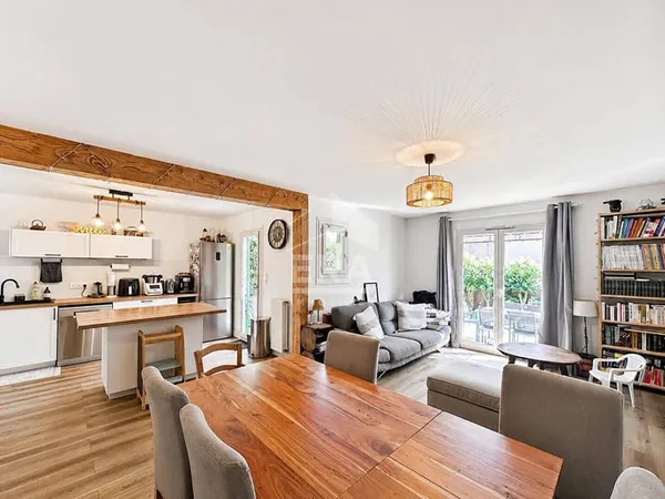 Maison 5 pièces 99 m²