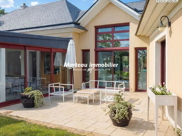 Pavillon 6 pièces 174 m²