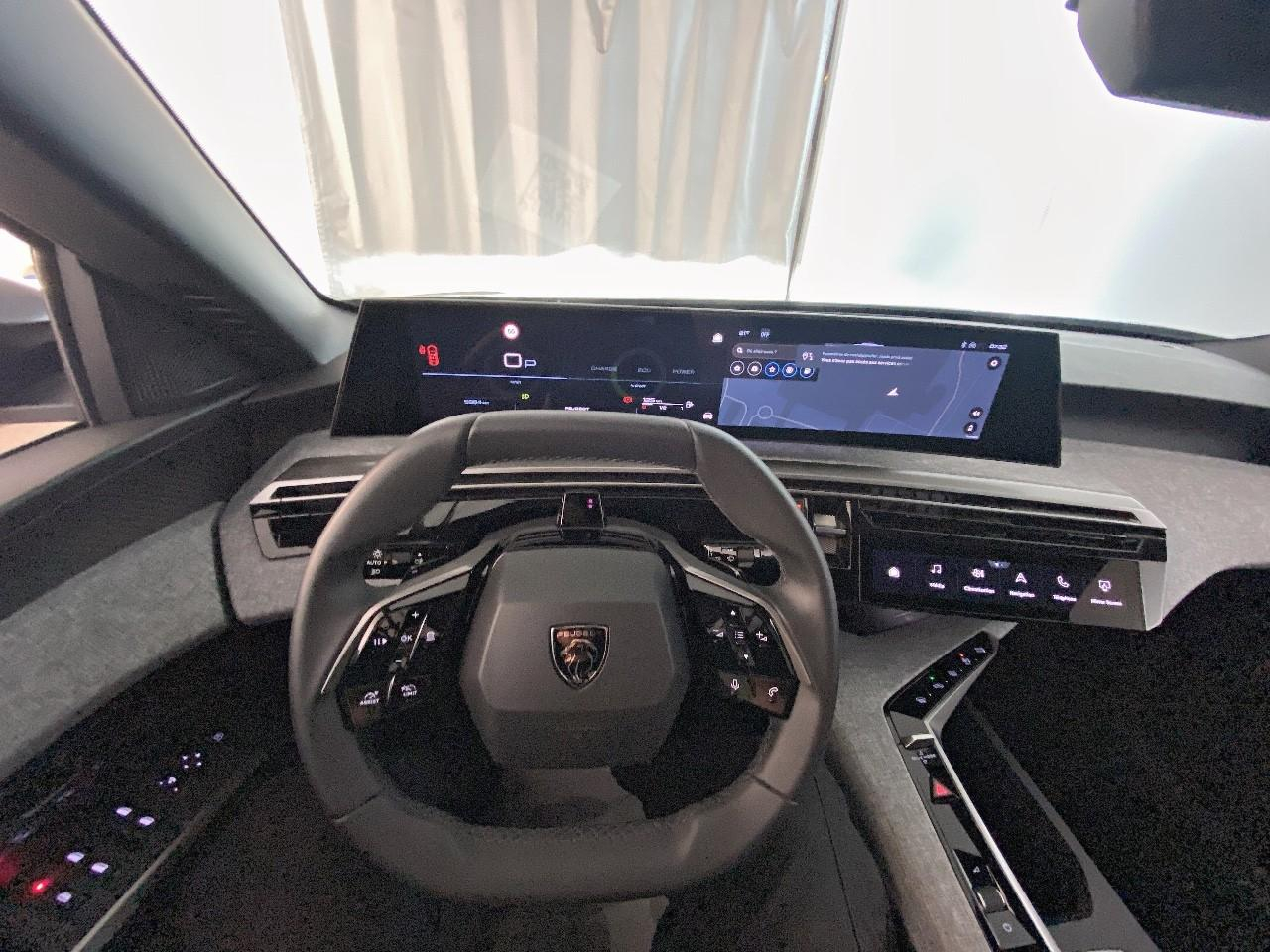 Peugeot 3008 hybrid 145 e-dcs6 allure — photo 12
